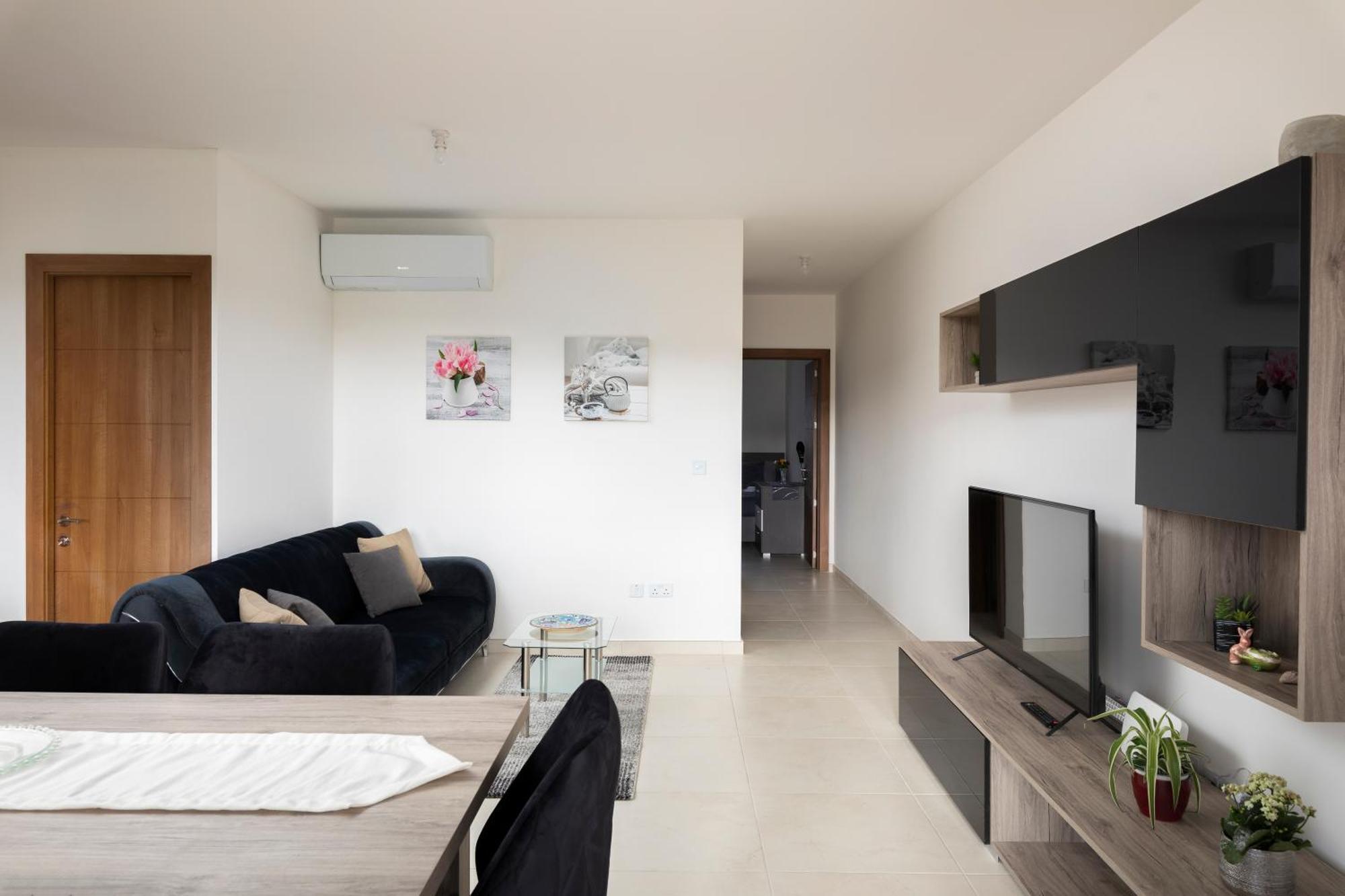 Modern & Spacious 2Br Apartment With Country Views - Close To Xemxija Bay St. Paul's Bay Dış mekan fotoğraf