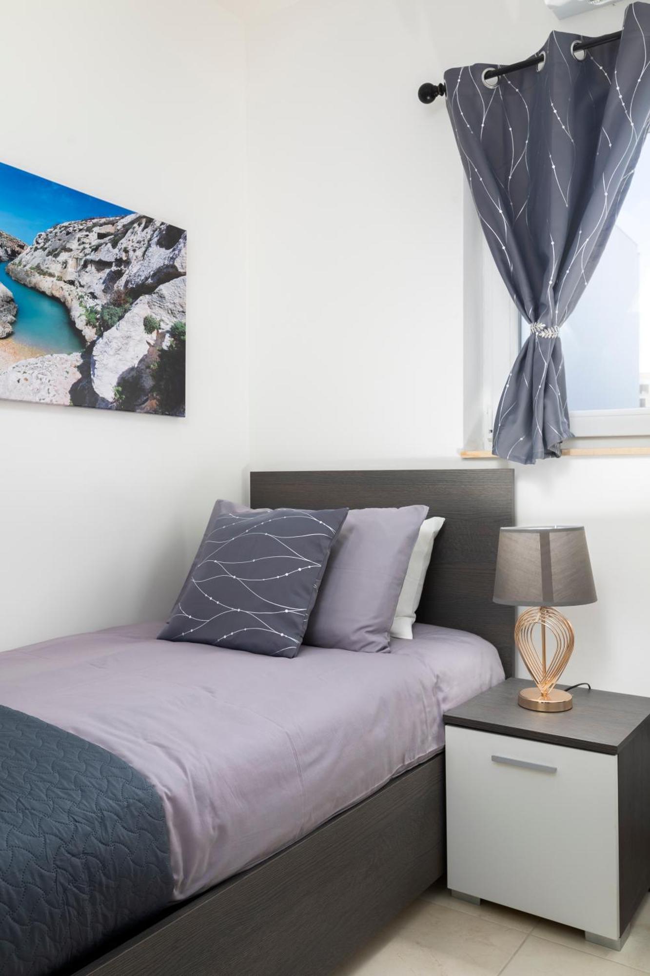 Modern & Spacious 2Br Apartment With Country Views - Close To Xemxija Bay St. Paul's Bay Dış mekan fotoğraf